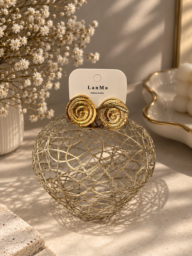 گوشواره اسپرت برند لان مو طرح چرخشی نقره ای رنگ